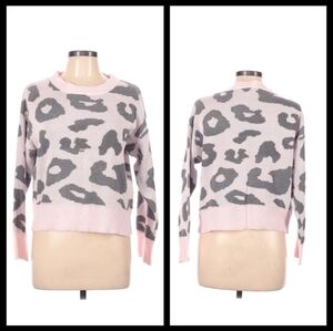 Pink/grey  leopard crewneck  sweater,longsleeves  sz large
